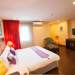 Отель Mac Boutique Suites Sukhumvit Soi 7 4* Президентский люкс