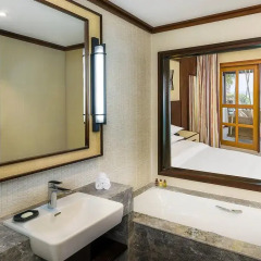 Отель Sheraton Maldives Full Moon Resort & Spa 5* Номер Делюкс с различными типами кроватей фото 6