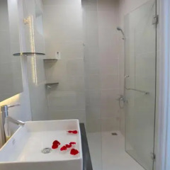 Апартаменты An Phu Gia Apartment ванная фото 2