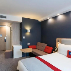 Отель Holiday Inn Express Paris - CDG Airport 3* Улучшенный номер с различными типами кроватей фото 2