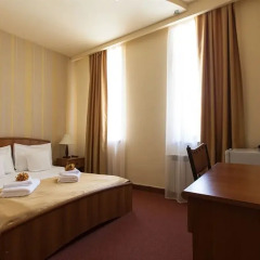 Отель Best Western Bohemian Resort (Севан) комната для гостей фото 2