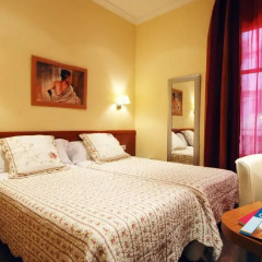 Отель Hostal Orleans Испания, Барселона - 1 отзыв об отеле, цены и фото номеров - забронировать отель Hostal Orleans онлайн комната для гостей фото 4
