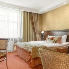 Отель Garden Street 4* Полулюкс