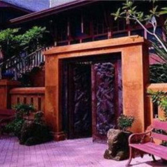 Отель Baan Thai Wellness Retreat Bangkok Бангкок вид на фасад фото 2