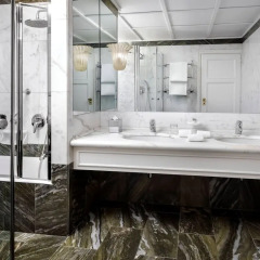 Hotel Danieli, a Luxury Collection Hotel, Venice 5* Улучшенный номер с различными типами кроватей фото 13