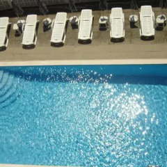 Chris Hotel Sveti Vlas бассейн