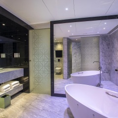 Отель Parklane, a Luxury Collection Resort & Spa Кипр, Лимассол - 2 отзыва об отеле, цены и фото номеров - забронировать отель Parklane, a Luxury Collection Resort & Spa онлайн ванная фото 2