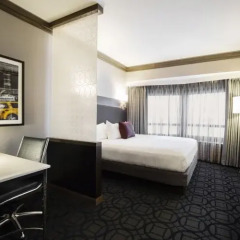 Отель Hilton Club New York 4* Люкс с двуспальной кроватью