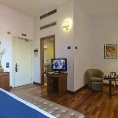 Grand Hotel Tiberio 4* Улучшенный номер с различными типами кроватей фото 5