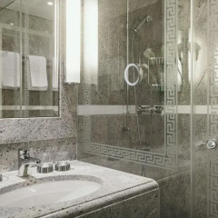 Отель Savoy Baur en Ville Швейцария, Цюрих - 1 отзыв об отеле, цены и фото номеров - забронировать отель Savoy Baur en Ville онлайн ванная фото 3