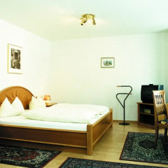 Prähofer Hotel Garni Мюнхен детские мероприятия