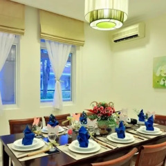Отель The Waterfront Residence питание
