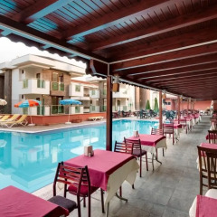 Himeros Club Hotel бассейн