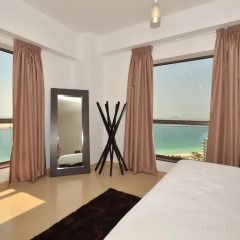 Отель Vacation Holiday Homes - Jumeirah Beach Residences комната для гостей фото 2