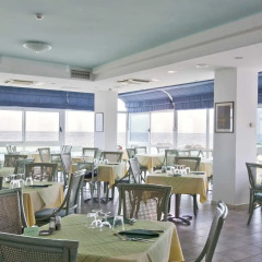 Hotel International Римини питание