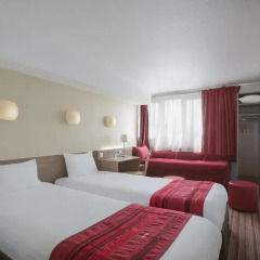 Отель Kyriad Bercy Village 3* Трёхместный номер