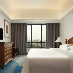 Sheraton Hanoi Hotel 5* Представительский люкс