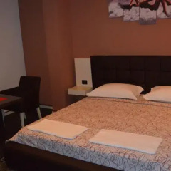 Hotel Mustang комната для гостей