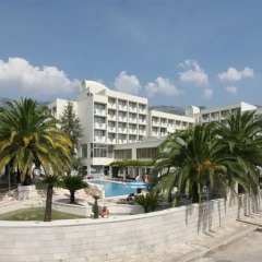 Отель Mediteran Wellness & Spa Congress Center вид на фасад