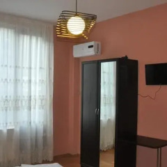 Narikala Palace Hotel сейф в номере
