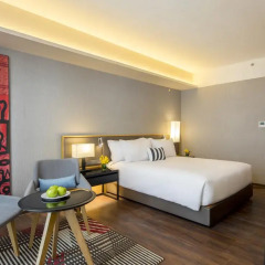 Отель Travelodge Sukhumvit 11 4* Улучшенный номер