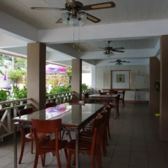 Charming Inn Hotel питание