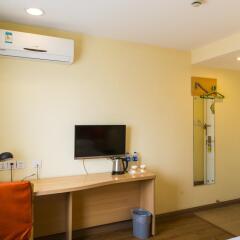Отель Home Inn Beijing Yansha Embassy District удобства в номере фото 5