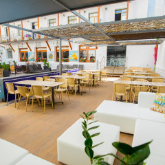 Hotel Neptuno гостиничный бар
