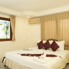 Отель Bangtao Varee Beach 3* Стандартный номер