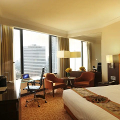 Rembrandt Hotel Suites and Towers 4* Люкс с двумя спальнями Grand с разными типами кроватей