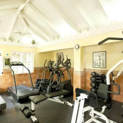Отель Coyaba Beach Resort and Club фитнесс-зал