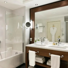 Hotel Barriere Le Majestic 5* Улучшенный номер с различными типами кроватей фото 4