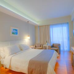 Elea Beach Hotel комната для гостей