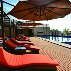 Barry Boutique Hotel Sanya бассейн