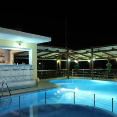 Отель Fereniki Resort & Spa бассейн фото 4