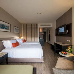 Отель Deevana Plaza Phuket 4* Студия с различными типами кроватей