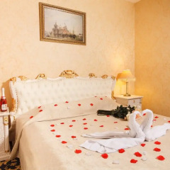Бутик Отель Калифорния 5* Романтический люкс с двуспальной кроватью фото 3