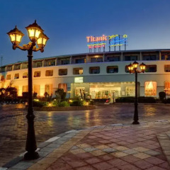 Отель Titanic Resort and Aqua Park вид на фасад фото 2