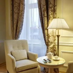 Гостиница Балчуг Кемпински Москва 5* Номер Grand Deluxe с различными типами кроватей фото 3