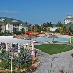 Отель Melia Peninsula Varadero бассейн