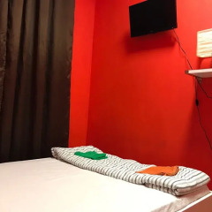Hostel Monika Стандартный номер с двуспальной кроватью (общая ванная комната)