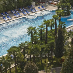 Отель Abano Grand Hotel Италия, Абано-Терме - 3 отзыва об отеле, цены и фото номеров - забронировать отель Abano Grand Hotel онлайн бассейн