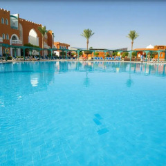 Отель SUNRISE Garden Beach Resort & Spa - All Inclusive Египет, Хургада - 9 отзывов об отеле, цены и фото номеров - забронировать отель SUNRISE Garden Beach Resort & Spa - All Inclusive онлайн бассейн фото 3
