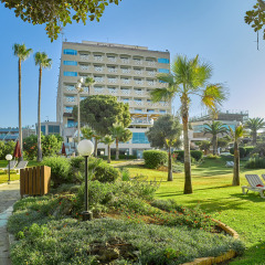 Отель St Raphael Resort & Marina детские мероприятия фото 3