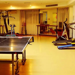 Отель Sanya Huayuan Hot Spring Sea View Resort фитнесс-зал