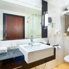 Отель Holiday Inn Helsinki City Centre 4* Представительский номер с различными типами кроватей фото 3