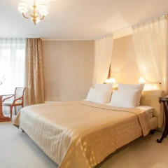 Гостиница Октябрьская 4* Номер Делюкс фото 2