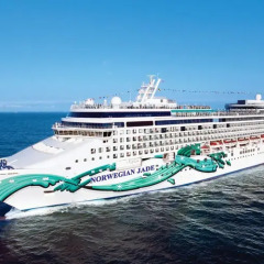 Гостиница Norwegian Jade Cruise Ship Гостиница Norwegian Jade Cruise Ship в Сочи