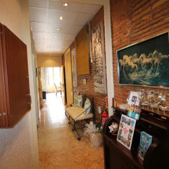 Отель Hostal Orleans Испания, Барселона - 1 отзыв об отеле, цены и фото номеров - забронировать отель Hostal Orleans онлайн интерьер отеля