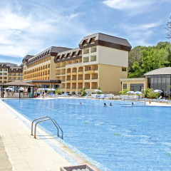 Отель Riviera Beach — All Inclusive Болгария, Золотые пески - отзывы, цены и фото номеров - забронировать отель Riviera Beach — All Inclusive онлайн бассейн фото 2